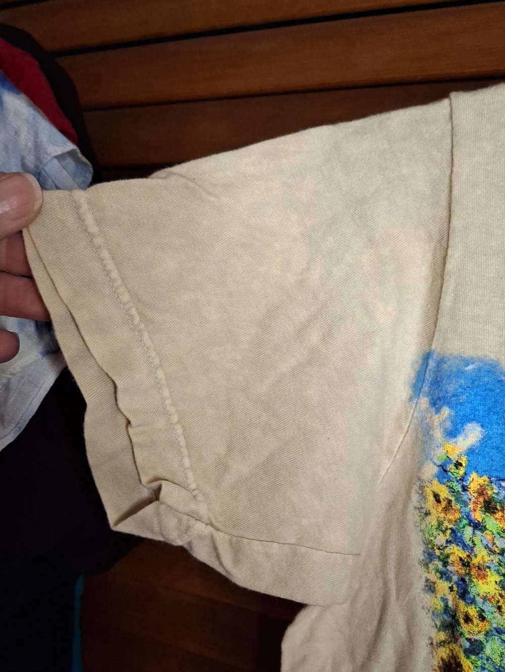 Claude Monet Small Beige Tee NWOT - Picture 3 of 4